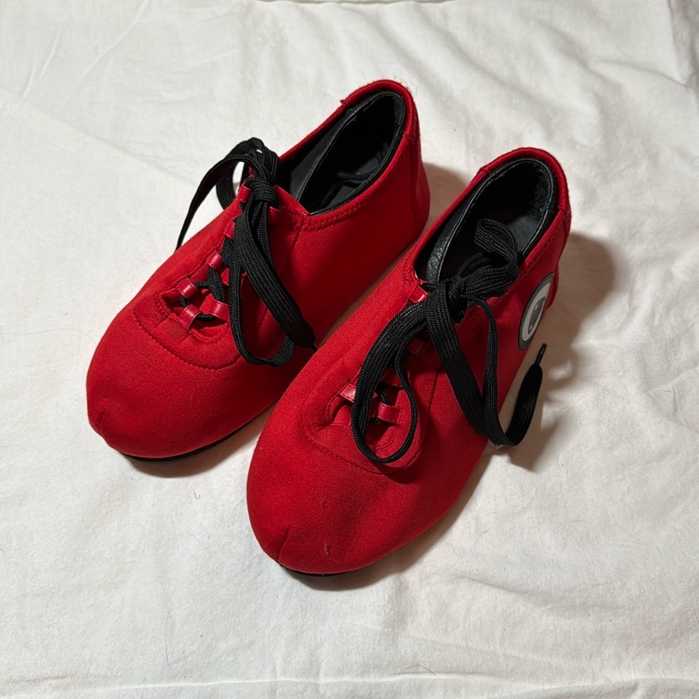 Tap shoe covers